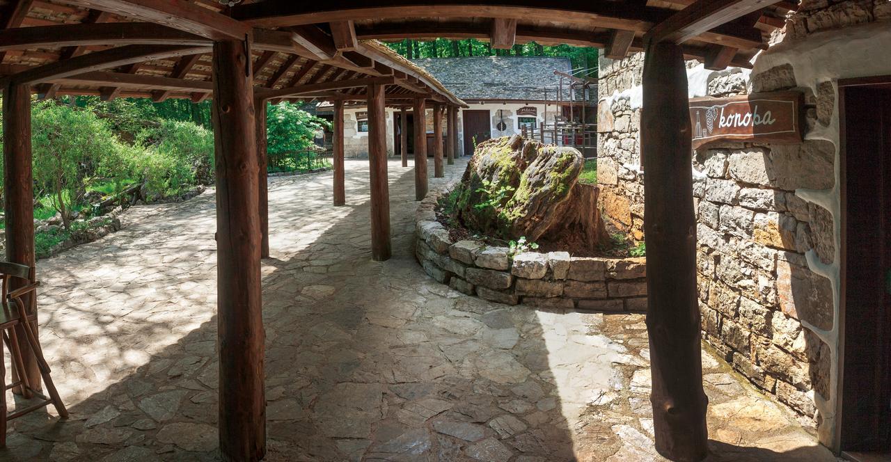 Farm Stay Cardaklije Кулен Вакуф Экстерьер фото